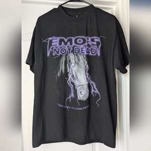 Emo's Not Dead Graphic T-Shirt Size Medium